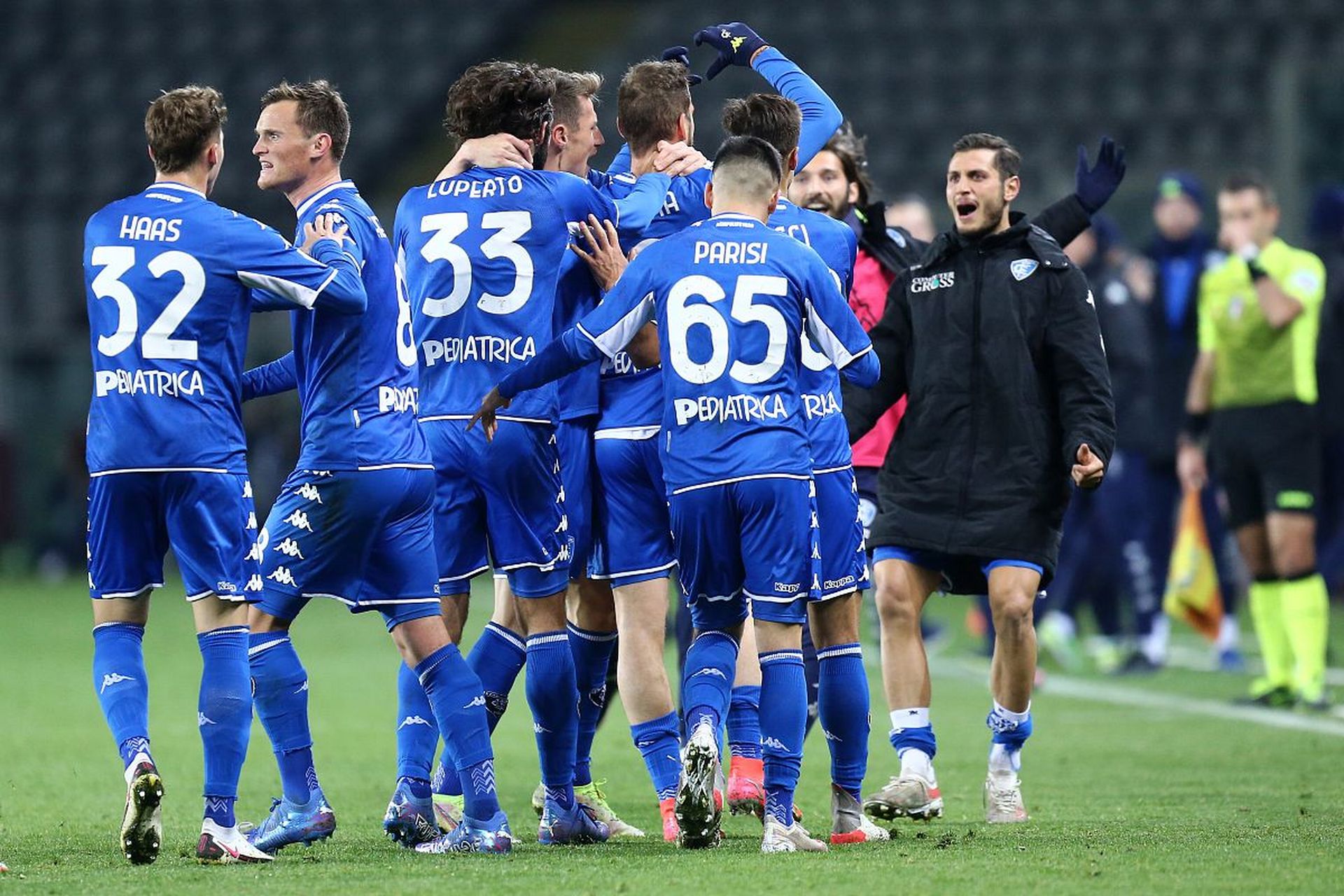 球队上下都 球队上下都